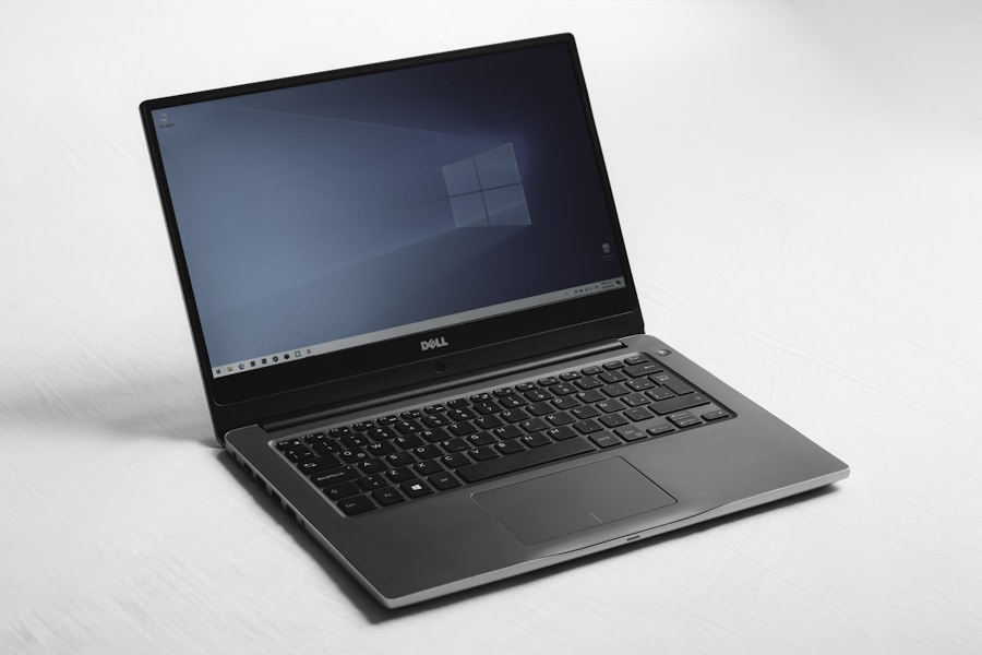 Lenovo ThinkPad X1 Carbon Gen 11 - 13th Gen Intel Core i7 1365U vPro, 16GB LPDDR5, 512GB PCIe 4.0 SSD, 14" WUXGA IPS Anti-Glare 400nits (Deep Black, NEW)